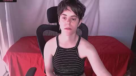 Yuyu online show from November 2025 07:57:02 PM