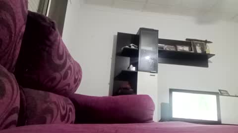 yuyu33333284475 online show from December 2024 02:14:01 AM