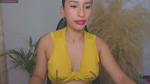 yuzii Im new to these pages so I hope you guys are kind to me. online show from May 2026 12:50:01 AM