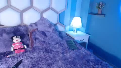 yvi online show from June 2026 04:28:02 PM