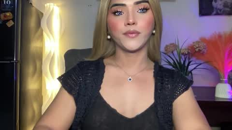 Snapshot of yvonne_guidotti chatting on January 2025 09:07:01 PM Miss Cali online show from January 2025 09:07:01 PM