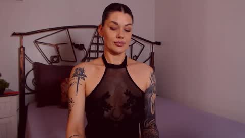 Snapshot of yvonneeverlee chatting on March 2026 07:47:01 PM I V Y online show from March 2026 07:47:01 PM