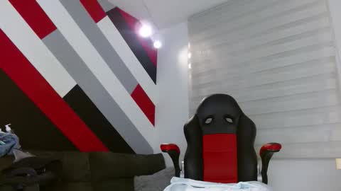 Zack  online show from February 2026 12:09:02 PM