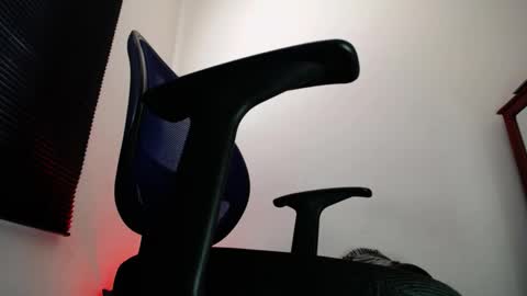 Snapshot of zac_watson chatting on April 2026 03:46:02 PM Zac Freelance model online show from April 2026 03:46:02 PM