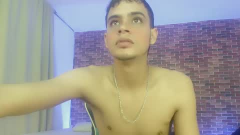 Snapshot of zacariass_ chatting on September 2025 05:11:01 AM ZACARIAS online show from September 2025 05:11:01 AM