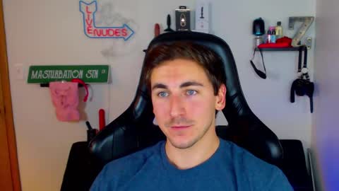Snapshot of zach_rhyder chatting on December 2024 01:50:01 AM Zach Rhyder online show from December 2024 01:50:01 AM