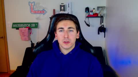 Snapshot of zach_rhyder chatting on December 2024 02:35:01 AM Zach Rhyder online show from December 2024 02:35:01 AM