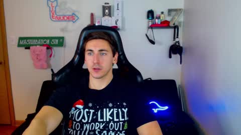 Snapshot of zach_rhyder chatting on December 2024 01:53:01 AM Zach Rhyder online show from December 2024 01:53:01 AM