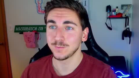 Snapshot of zach_rhyder chatting on January 2025 02:33:02 AM Zach Rhyder online show from January 2025 02:33:02 AM
