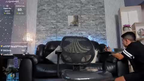 Snapshot of zack_joness10 chatting on June 2026 04:14:02 AM zack_joness10 online show from June 2026 04:14:02 AM