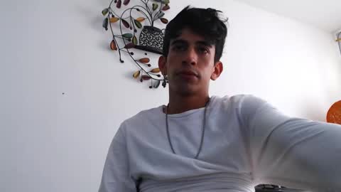 Snapshot of zack_kingg chatting on December 2024 02:59:02 PM Zack King online show from December 2024 02:59:02 PM