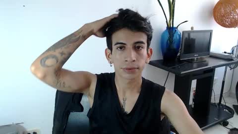 Snapshot of zack_kingg chatting on December 2024 03:26:01 PM Zack King online show from December 2024 03:26:01 PM