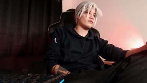 zack_morgan online show from December 2025 03:57:01 AM