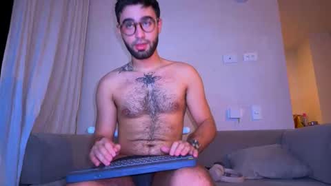 zack_sullivan22 online show from May 2026 01:22:01 AM