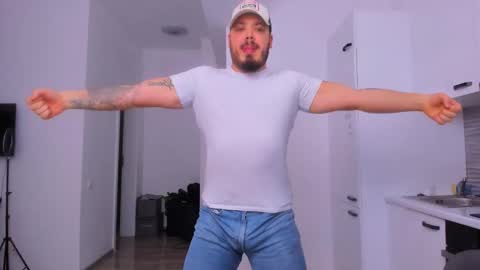 Snapshot of zackconnorsx chatting on February 2026 02:19:01 AM Zack online show from February 2026 02:19:01 AM