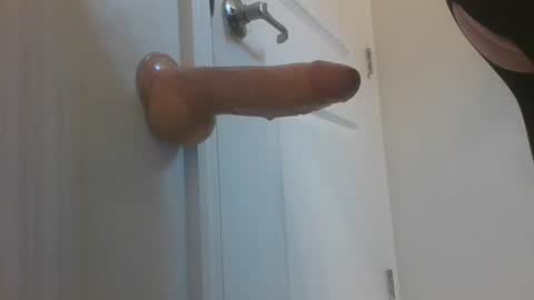 Snapshot of zaddypeg123 chatting on September 2025 11:52:01 PM zaddypeg123 online show from September 2025 11:52:01 PM