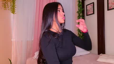   online show from November 2025 06:08:01 PM