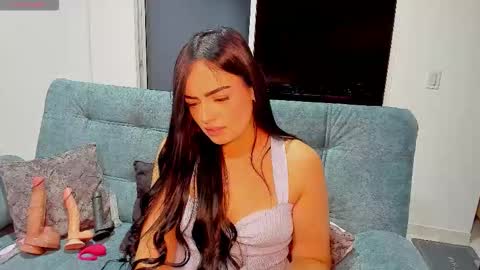 Snapshot of zafiralov chatting on November 2025 02:39:02 AM zafiralov online show from November 2025 02:39:02 AM