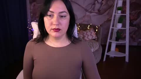 Snapshot of zafiramoonn chatting on November 2025 01:45:01 PM Zafiramoonn online show from November 2025 01:45:01 PM