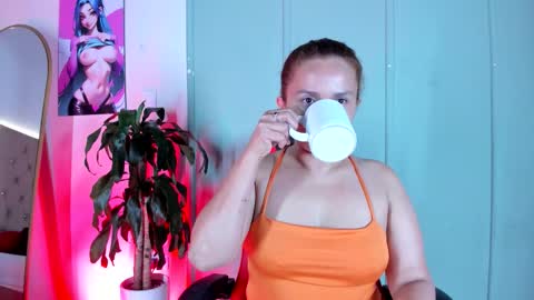 Zafiro Brown online show from October 2025 01:36:03 PM