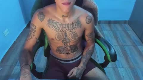 Snapshot of zafirocum chatting on November 2025 02:56:01 AM BiG Zafiro online show from November 2025 02:56:01 AM