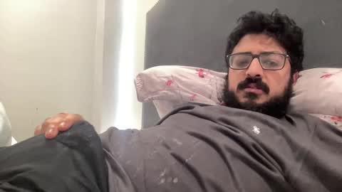 Zak27 online show from November 2025 12:18:02 PM