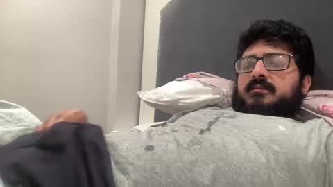 Zak27 online show from November 2025 09:48:01 PM