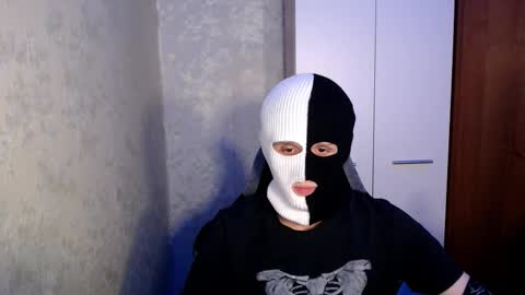 Snapshot of zaki_xx chatting on February 2026 01:41:02 PM zaki online show from February 2026 01:41:02 PM