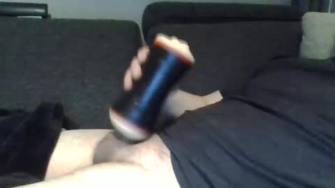 Snapshot of zakksten chatting on April 2026 10:52:02 PM Zakk online show from April 2026 10:52:02 PM