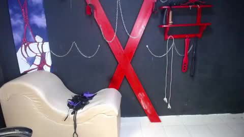 zalommee online show from April 2026 01:46:01 PM