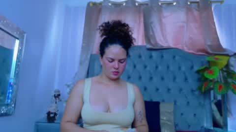 ZamanthaJones online show from January 2026 08:18:02 PM