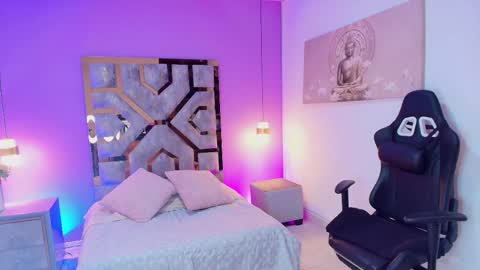 zamira_taylor online show from October 2025 03:02:02 AM