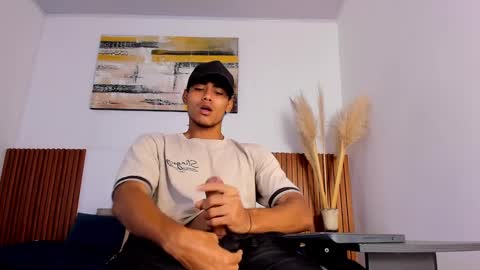 Zander online show from September 2025 02:10:01 PM