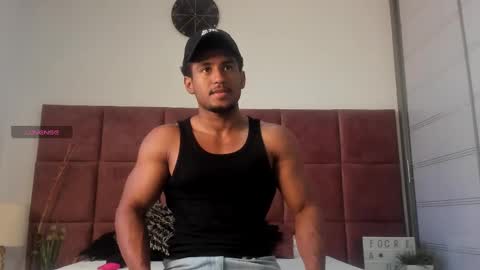 Zane Lux online show from March 2025 01:50:02 PM