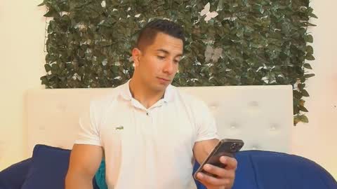 zanemaverick online show from October 2025 11:55:02 AM