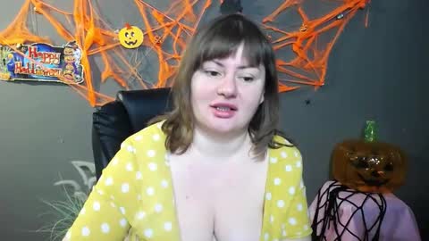 zannadreil online show from October 2025 07:20:01 PM