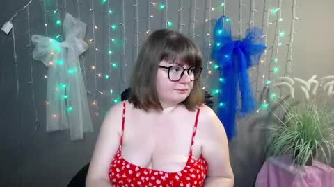 zannadreil online show from November 2025 07:13:02 PM