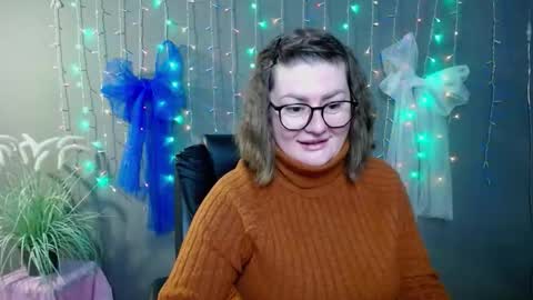 zannadreil online show from November 2025 08:00:01 PM