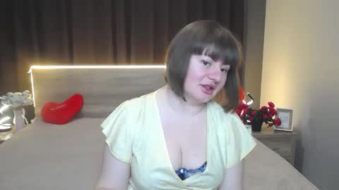 zannadreil online show from February 2026 07:04:02 PM
