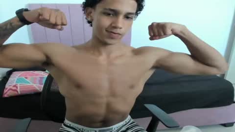 zanxley_ online show from December 2024 06:31:02 PM