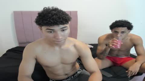 zanxley_ online show from December 2024 02:45:02 AM