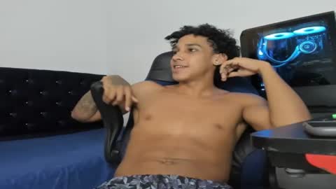 zanxley_ online show from January 2025 01:10:01 AM