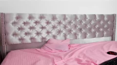 zanxley_ online show from January 2025 11:39:02 PM