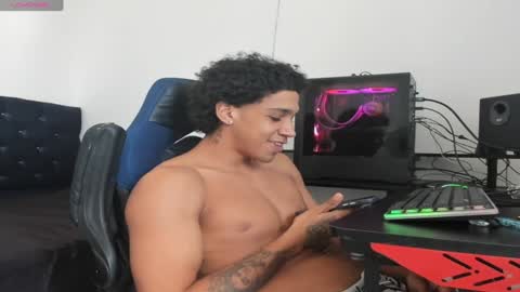 zanxley_ online show from January 2025 06:28:02 PM