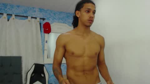 zanxley_ online show from February 2026 06:01:01 AM