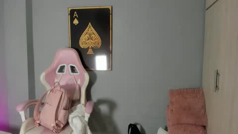 Snapshot of zaphiro__sky chatting on March 2026 08:51:01 AM zaphiro__sky online show from March 2026 08:51:01 AM