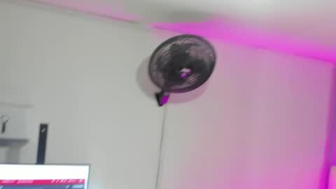 Snapshot of zaphiro__sky chatting on March 2026 08:41:02 AM zaphiro__sky online show from March 2026 08:41:02 AM