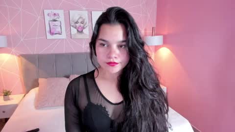 Snapshot of zara__sweet chatting on December 2024 03:42:01 PM Zara Sweet online show from December 2024 03:42:01 PM