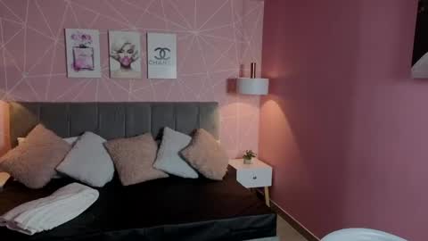 Zara Sweet  online show from May 2026 01:17:01 PM