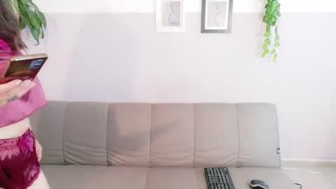 Snapshot of zara_fire chatting on July 2026 09:21:01 PM zara_fire online show from July 2026 09:21:01 PM